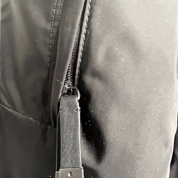 Calvin Klein - Picture 12 of 12